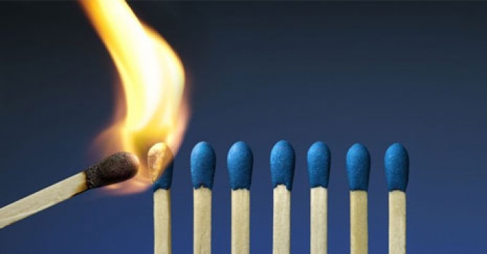 5 دلیل روانشناختی برای تفوق همه جانبه اثبات اجتماعی در بازاریابی