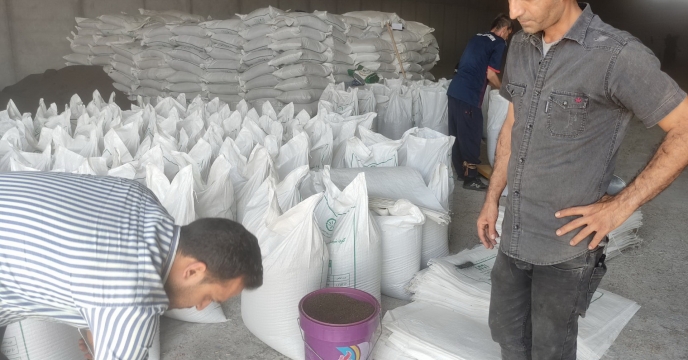 با تایید فنی نتیجه آزمایش کود دی آمونیوم فسفات مجوز توزیع آن بین کشاورزان استان قزوین صادر شد 