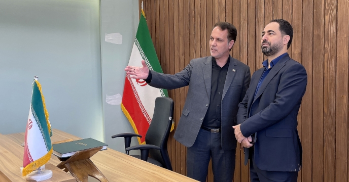 حضور مهندس خون زر ذی حساب و مدیر امور مالی ستاد مرکزی در مدیریت خراسان رضوی