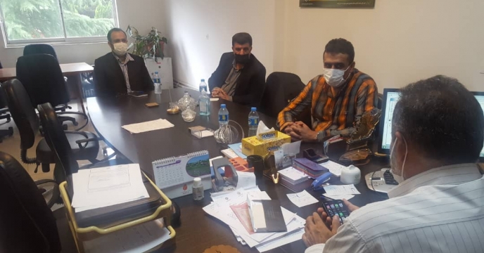 بازدید مدیر فنی و بهبود کیفیت بذر ونهال از انبار بذر گندم  استان گلستان و برگزاری جلسه با گارگزاران بذر برای خرید سویای مرغوب در استان 