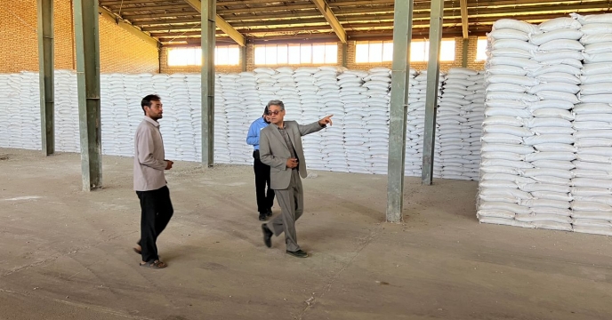 بازدید مدیر شرکت خدمات حمایتی کشاورزی استان از انبار سازمانی