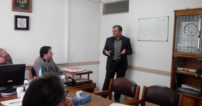 بازدید آقای دکتر شورج قائم مقام محترم مدیرعامل از شرکت در استان قم 