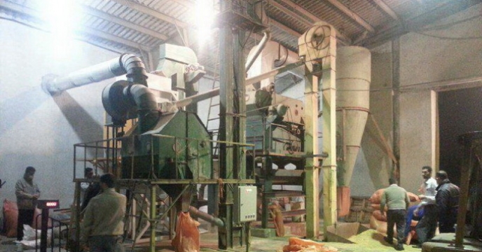 بازدید جناب مهندس مسعودی فر مدیر بذر و نهال شرکت خدمات حمایتی کشاورزی از سایت بوجاری بذر استان گیلان 