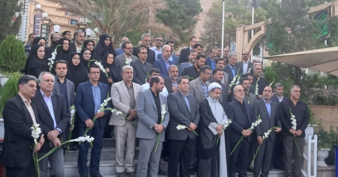 مراسم عطرافشانی گلزار شهدای استان کرمان 