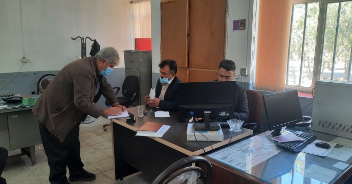 جلسه مسئول حراست شرکت خدمات حمایتی کشاورزی استان یزد با مدیر تولیدات گیاهی جهاد کشاورزی خاتم