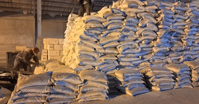 تامین بیش از 400 تن کود کشاورزی سوپر فسفات تریپل در انبارهای سازمانی شرکت خدمات حمایتی کشاورزی استان فارس 