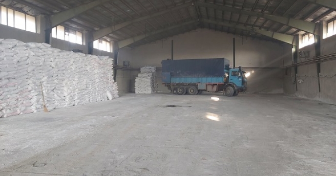 تقویت خاک مزارع کشاورزان شهرستان چایپاره با توزیع مقدار 1192 تن کود کشاورزی در 9 ماهه سال جاری