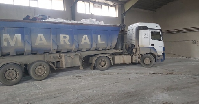 توزیع و تقویت بخش کشاورزی بابیش از 2677 تن انواع کود کشاورزی در شهرستان پلدشت