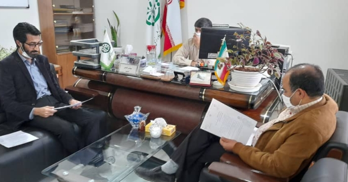 جلسه مدیر استان با کارکنان