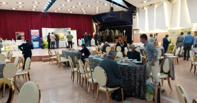 اجرای طرح خودکفایی کود های کشاورزی با برگزاری همایش های معرفی سبد کودی در استان کردستان