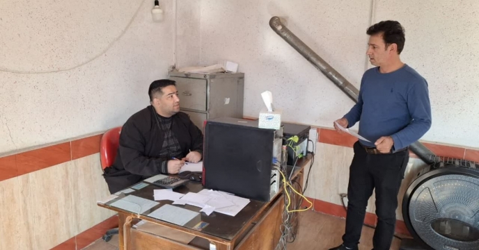 گفتگو با کارگزار توزیع و فروش نهاده های  کشاورزی، شرکت زرین کشت گستر استرآباددر روستای ورسن شهرستان گرگان