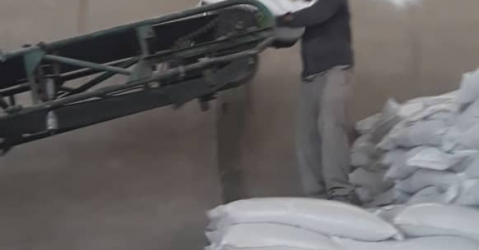 توزیع هفت ماهه کود  در شهرستان آباده استان فارس 