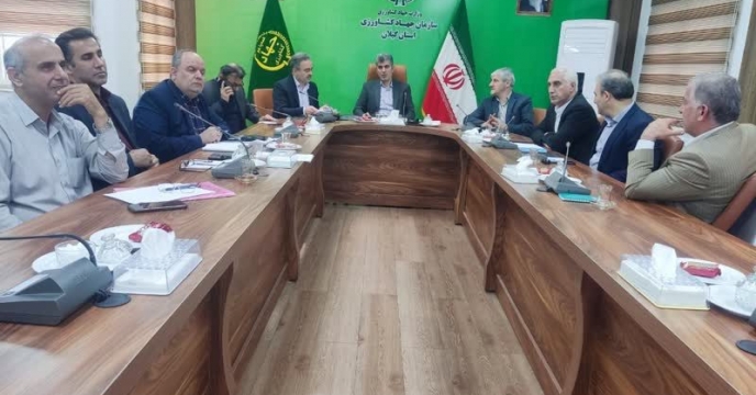 حضور کارشناسان بازرگانی در جلسه کشاورزی قراردادی محصولات گندم،جو و دانه های روغنی