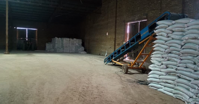 توزیع ۸ هزار و 677 تن کود اوره به صورت مستقیم از مبادی پتروشیمی پردیس به استان قزوین؛ گامی بزرگ برای پایداری تولید