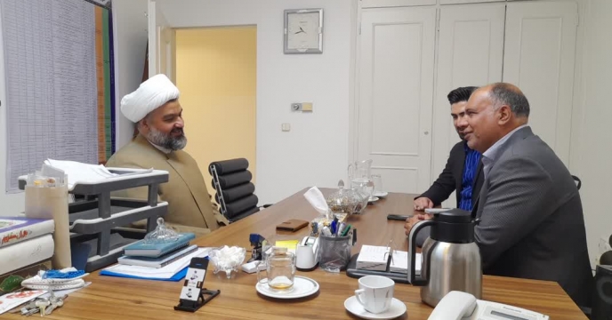 دیدار نوروزی مدیر شرکت خدمات حمایتی کشاورزی استان تهران با نماینده ولی فقیه درشرکت خدمات حمایتی کشاورزی