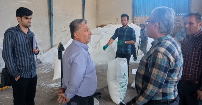 نظارت و کنترل اکیپ پایش شرکت خدمات حمایتی کشاورزی استان قزوین از انبار کارگزاری علی اسکاوند 