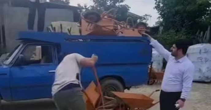 همزمان با هفته جهاد کشاورزی اهدای کمک های مردمی به حادثه دیدگان روستای امامزاده ابراهیم(ع) شفت