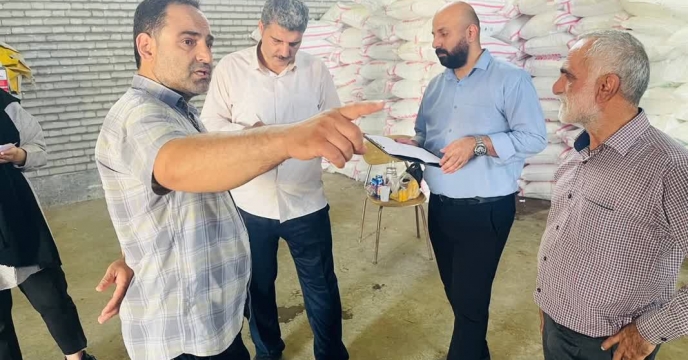 بازدید از کارگزاری کود در شهرستان لنگرود 