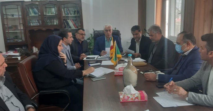 حضور مهندس همتی مدیر شرکت خدمات حمایتی کشاورزی استان گیلان در جلسه بررسی نحوه تامین وتوزیع کود 