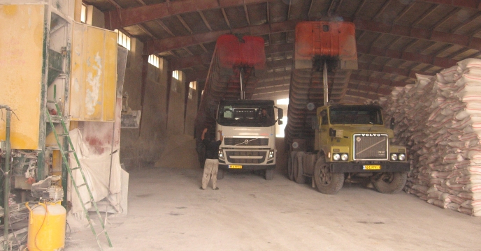 مقدار 2 هزار و 637 تن انواع کود کشاورزی پتاسه به شهرستانهای استان ایلام در سال جاری ارسال شد