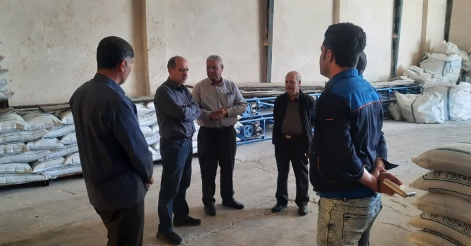 کارخانه ایوان مورد بازدید قرار گرفت  