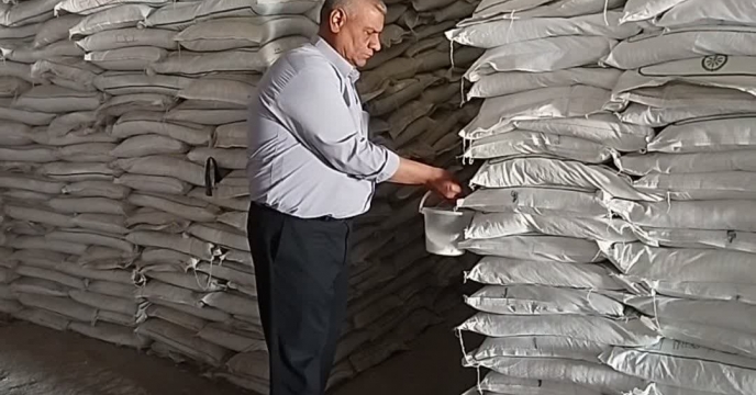 نمونه برداری ازمیزان 200 تن کود کشاورزی سولفات پتاسیم