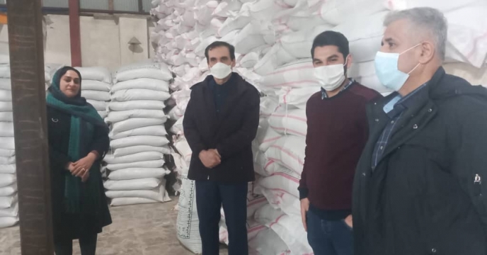 بازدید سرپرست شرکت خدمات حمایتی کشاورزی استان گیلان از کارگزاری خانم فاطمه عبدالله پور در شهرستان خمام