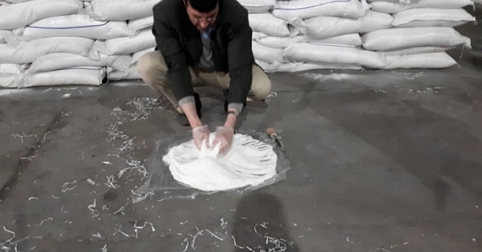 نمونه برداری از کود کلرور پتاسیم در استان آذربایجان غربی