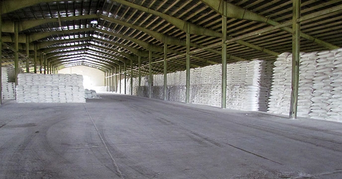 حمل و ارسال کود شیمیایی سوپرفسفات تریپل برای کارگزاران شرکت خدمات حمایتی کشاورزی استان همدان در شهرستان همدان