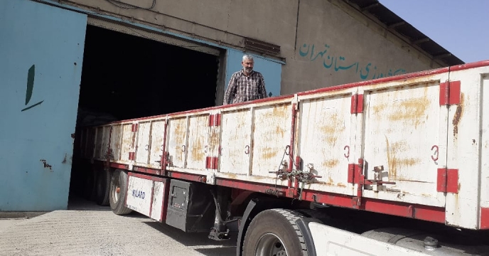 حمل و تخلیه 115 تن کود اوره از پتروشیمی رازی به مقصد استان تهران