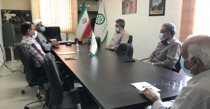 دیدار حضوری نماینده ولی فقیه سازمان جهاد کشاورزی استان هرمزگان با مدیریت شرکت خدمات حمایتی کشاورزی استان