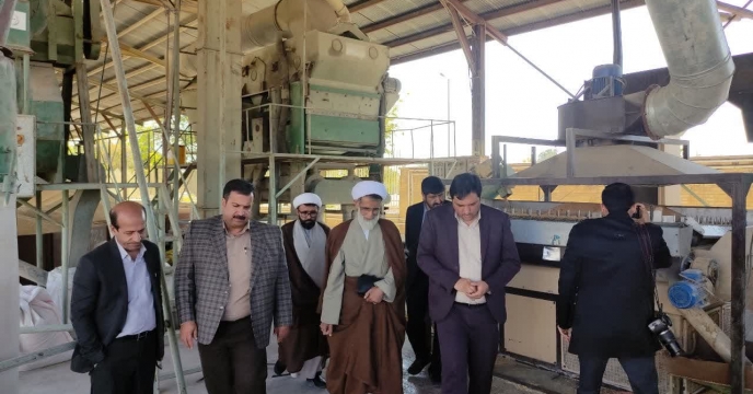 بازدید نماینده معزز ولی فقیه و امام جمعه شهرکرد از شرکت خدمات حمایتی کشاورزی استان چهارمحال وبختیاری