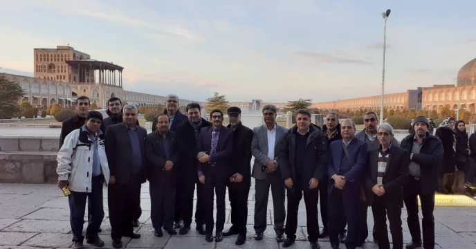 دوره آموزشی روشها و زمان مصرف کود شیمیایی 
