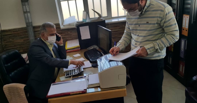 بررسی روند توزیع و فروش هشت ماهه 