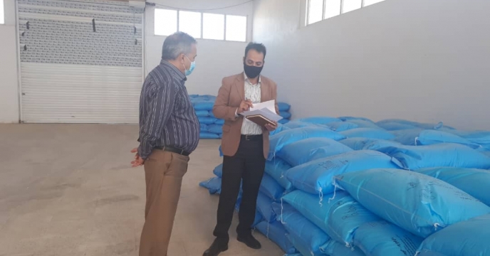 بازدید از کارگزارای توزیع نهاده های کشاورزی شهرستان چهارباغ