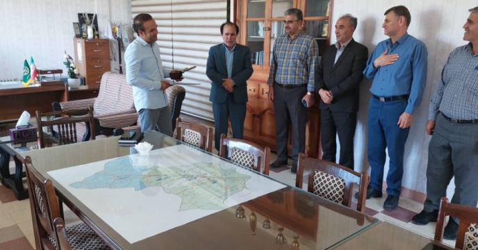 تقدیر از کارگزاران توزیع کود کشاورزی در زنجان