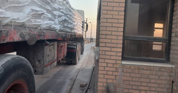 حمل و ارسال انواع کودهای کشاورزی به میزان 150 تن به شهرستان دزفول در هفته اول فروردین‌ماه سال جاری