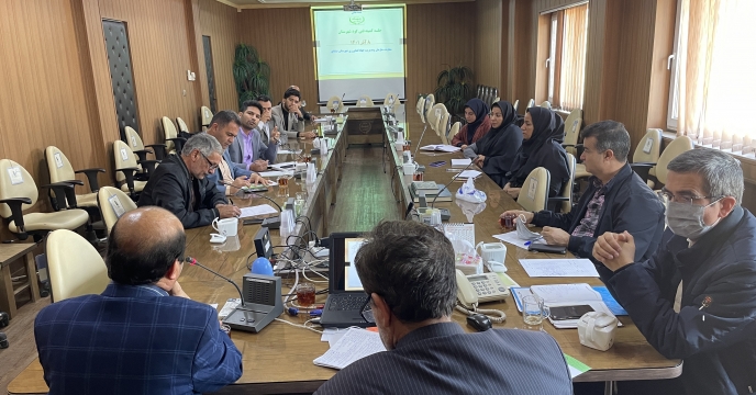 حضور کارشناسان مالی و بازرگانی شرکت خدمات حمایتی کشاورزی استان در شهرستان های خراسان رضوی به منظور اجرای دستورالعمل دریافت تعهدنامه در خصوص حواله های الکترونیک کارگزاران