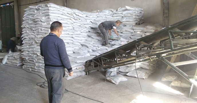 توزیع حدود 4 هزار و 378 تن انواع کود کشاورزی در شهرستان سلطانیه 