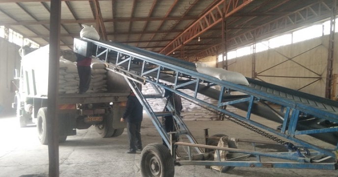 تامین و توزیع بیش از 40 تن کود کشاورزی پتاس و فسفات در شهرستان خرمدره  