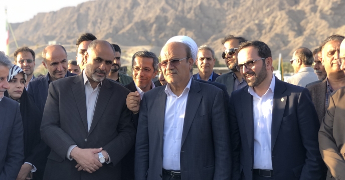 برداشت نخستین گندم کشور در استان هرمزگان 