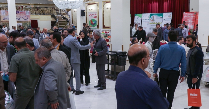 بازدید کشاورزان نمونه استان قم در همایش آموزشی سبد کودی شرکت خدمات حمایتی کشاورزی