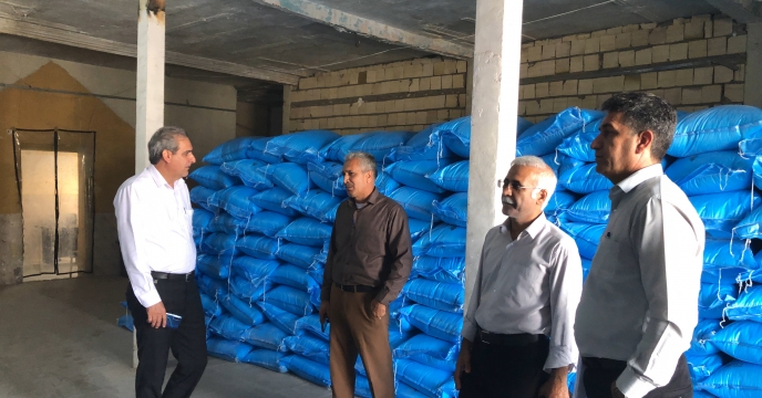 بازدید از انبار کارگزاری واقع در مرکز شهرستان حاجی آباد