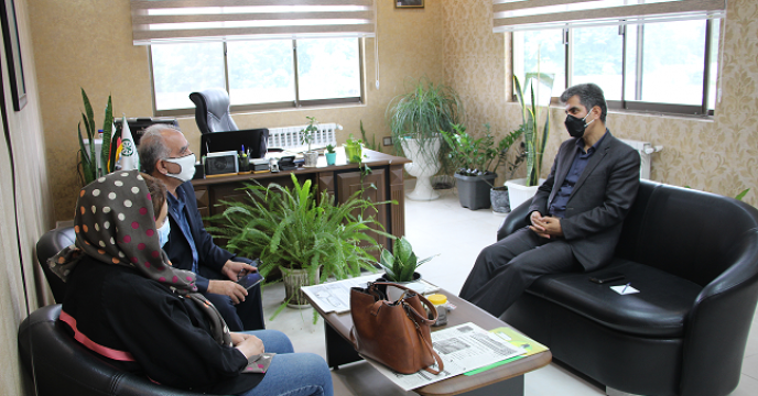 نشست مدیر عامل شرکت تولید کننده کود بهسان نوپای انزلی در راستای  تفاهمنامه با مدیرشرکت خدمات حمایتی کشاورزی استان گیلان