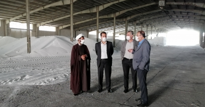 بازدید معاون و مدیربازرسی سازمان جهادکشاورزی کرمان از انبارکود