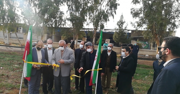آیین بهره برداری از طرح آبیاری زیر سطحی بمناسبت ایام الله دهه فجر