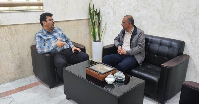 برگزاری میز خدمت جهت ارتباط با کارگزاران و کشاورزان استان