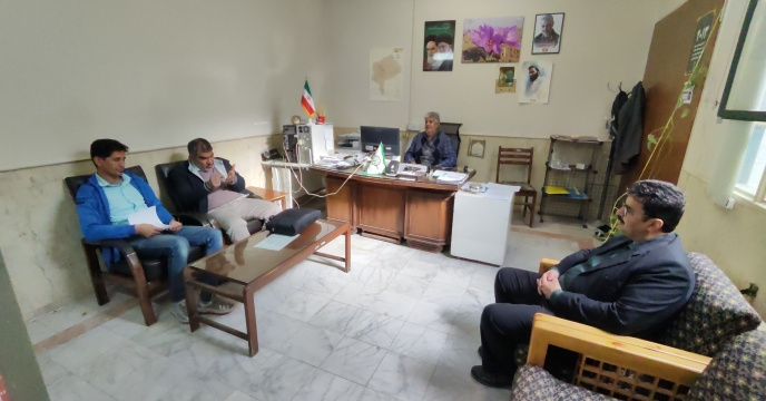 برگزاری میز خدمت جهت ارتباط مستقیم با کشاورزان و کارگزاران