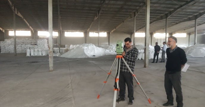 تپو گرافی بررسی میزان کود اوره در انبار مرکزی شرکت خدمات حمایتی کشاورزی استان کرمان 