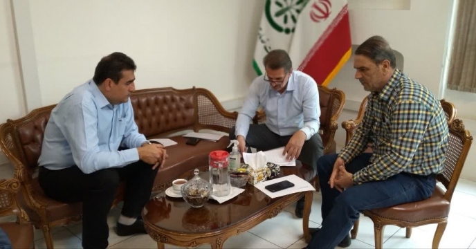 برگزاری جلسه با مدیریت ماشین آلات در مورد پیشنهادات هزینه های فرآوری محصولات زراعی